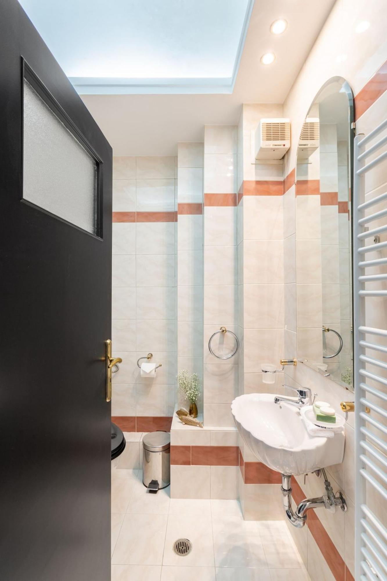 Fresh Detailed Stylish Apartment At Acropolis Athen Eksteriør billede